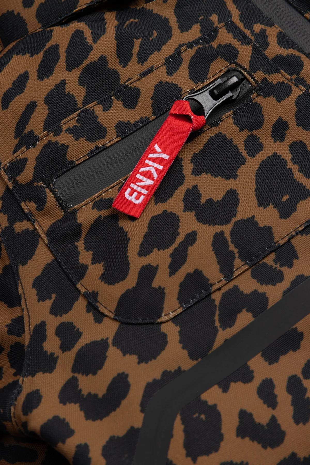 99-90 Roxy Cheetah - Image 5